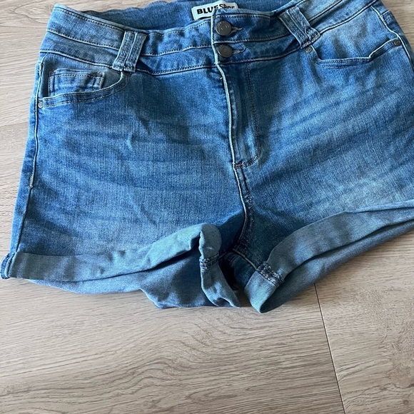 Blue Spice Women's Blue Denim Shorts Size 11 - Picture 3 of 7